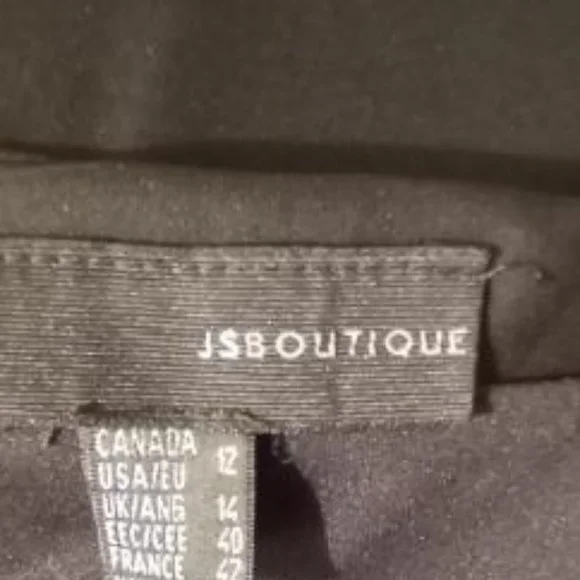 Gorgeous Fringe Dress pants - Picture 2 of 10